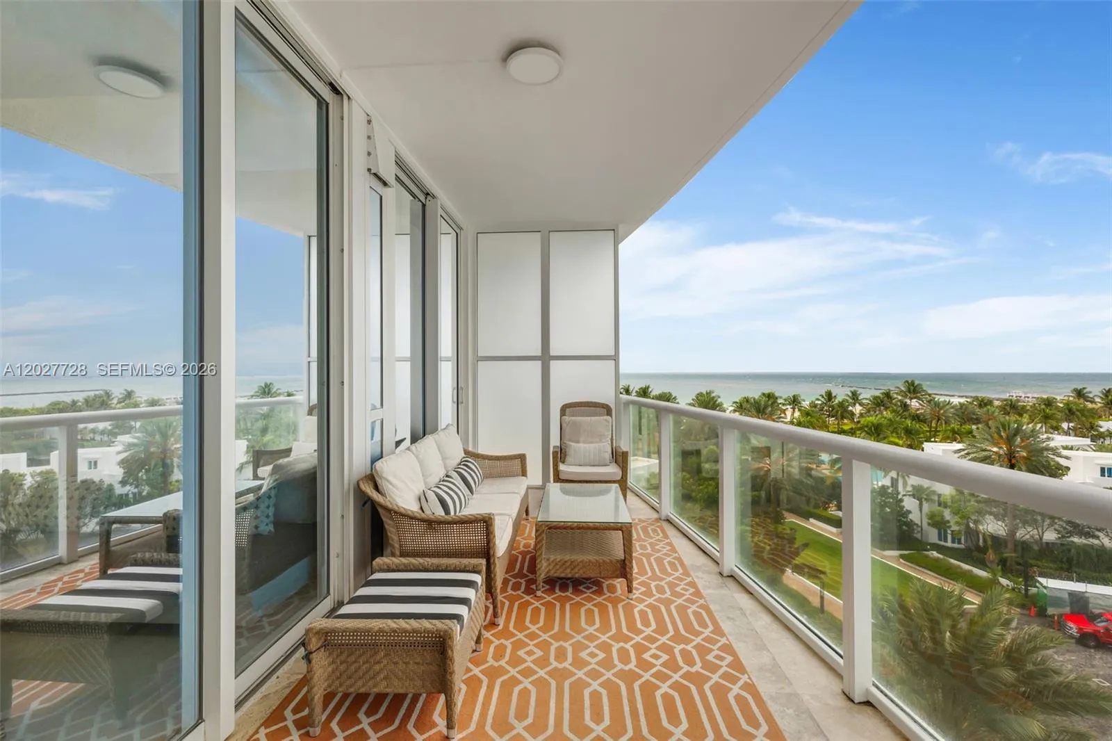 En Renta 50 S Pointe Drive 903, Miami Beach, FL 33139, Miami Beach, FL 33139