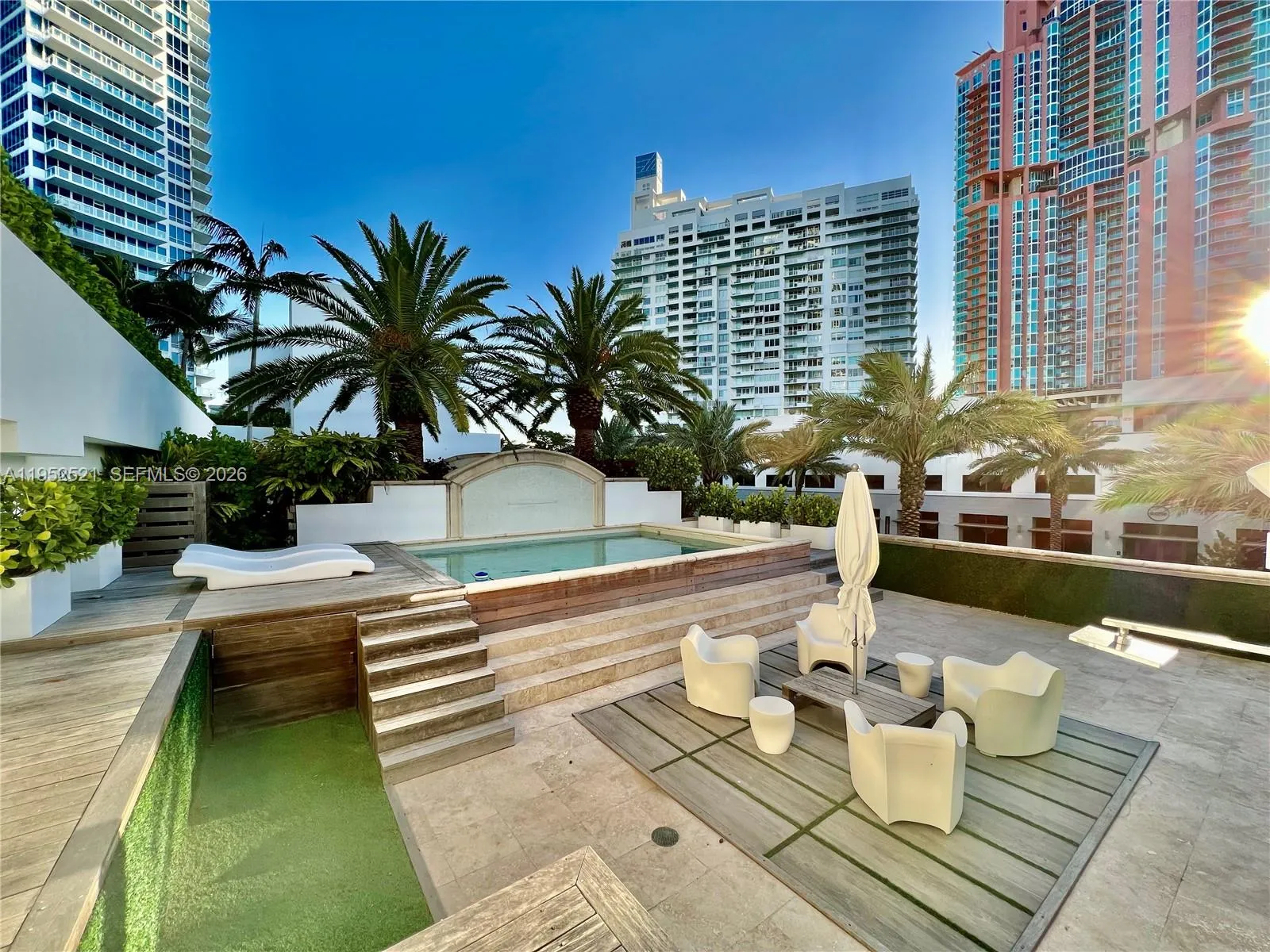 En Renta 50 S Pointe Drive LOFT5, Miami Beach, FL 33139, Miami Beach, FL 33139