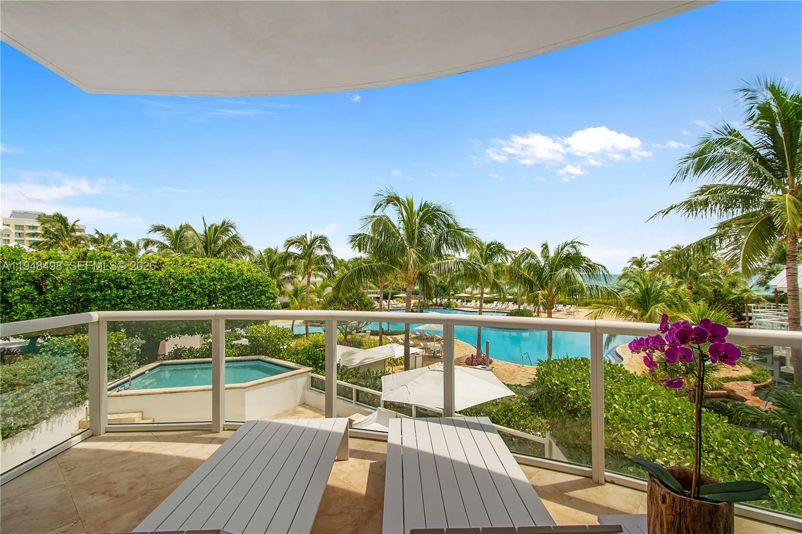 Alquilada 50 S Pointe Drive TWN2, Miami Beach, FL 33139, Miami Beach, FL 33139