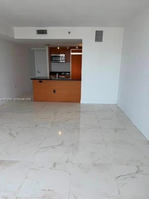Foto de propiedad en 50 W Biscayne Boulevard 3907, Miami, FL 33132 Miami con MLS#