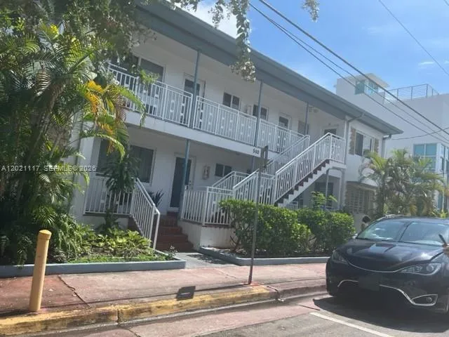 Foto de propiedad en 500 77th Street 2, Miami Beach, FL 33141 Miami Beach con MLS# 