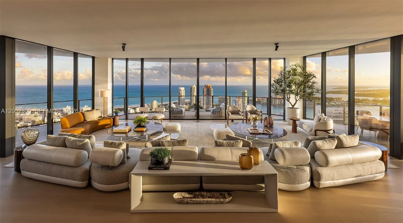Foto de propiedad en 500 Alton PH4701, Miami Beach, FL 33139 Miami Beach con MLS# 