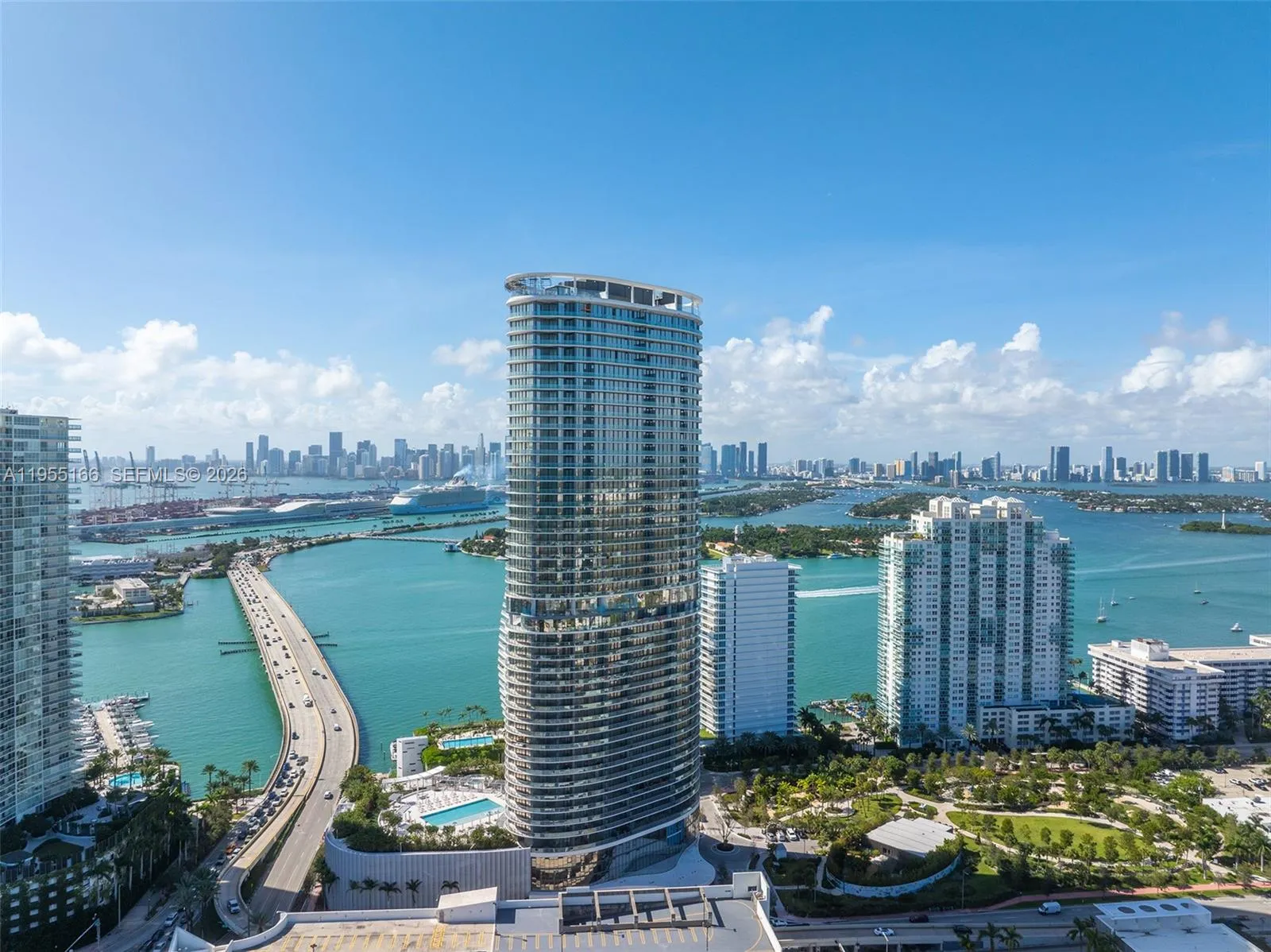 Alquilada 500 Alton Road 908, Miami Beach, FL 33139, Miami Beach, FL 33139