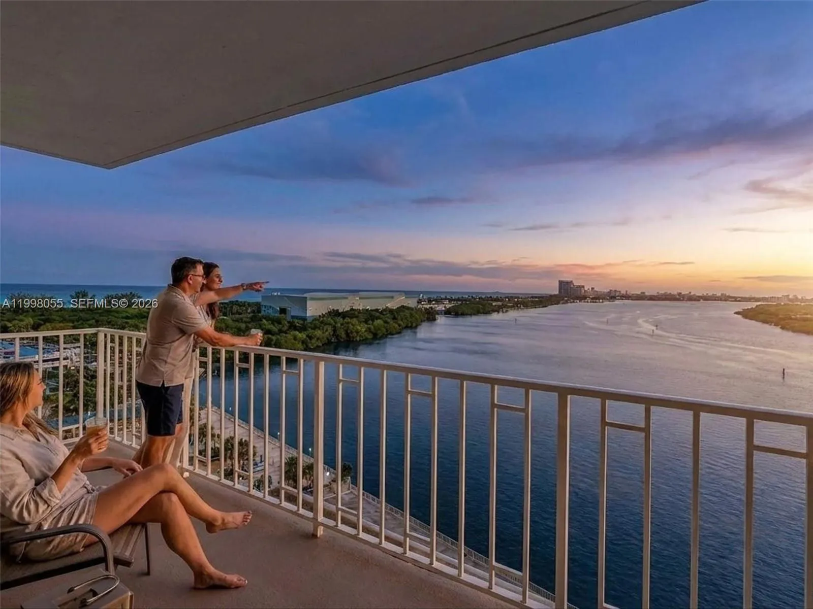 Foto de propiedad en 500 Bayview Drive 1132, Sunny Isles Beach, FL 33160 Sunny Isles Beach con MLS# 