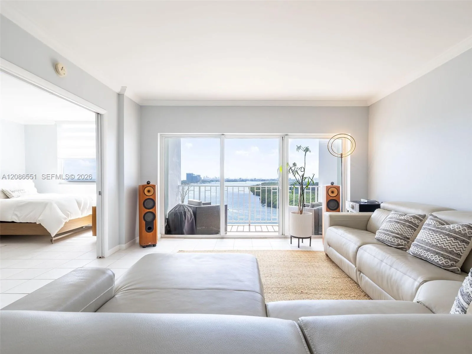 En Renta 500 Bayview Drive 1520, Sunny Isles Beach, FL 33160, Sunny Isles Beach, FL 33160