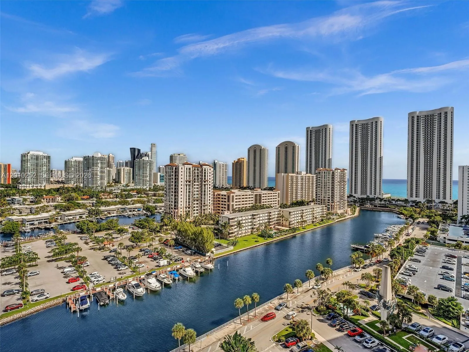 Foto de propiedad en 500 Bayview Drive 727, Sunny Isles Beach, FL 33160 Sunny Isles Beach con MLS# 