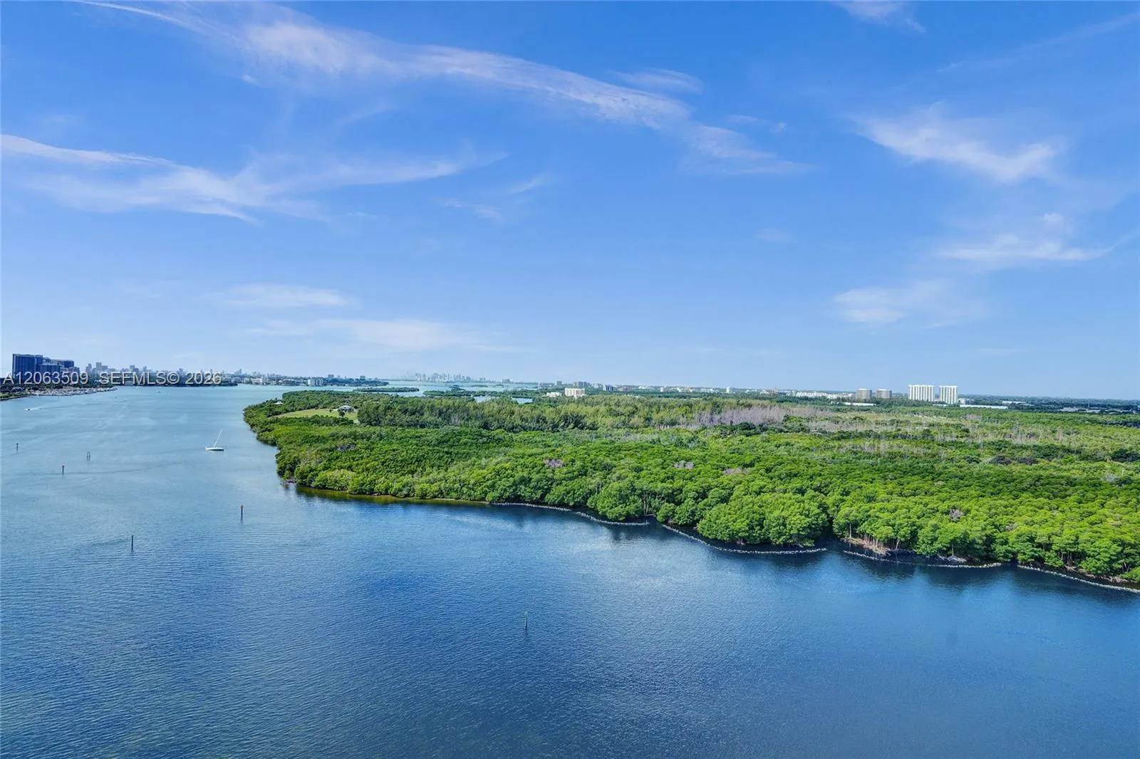 Foto de propiedad en 500 Bayview Drive PH20, Sunny Isles Beach, FL 33160 Sunny Isles Beach con MLS# 