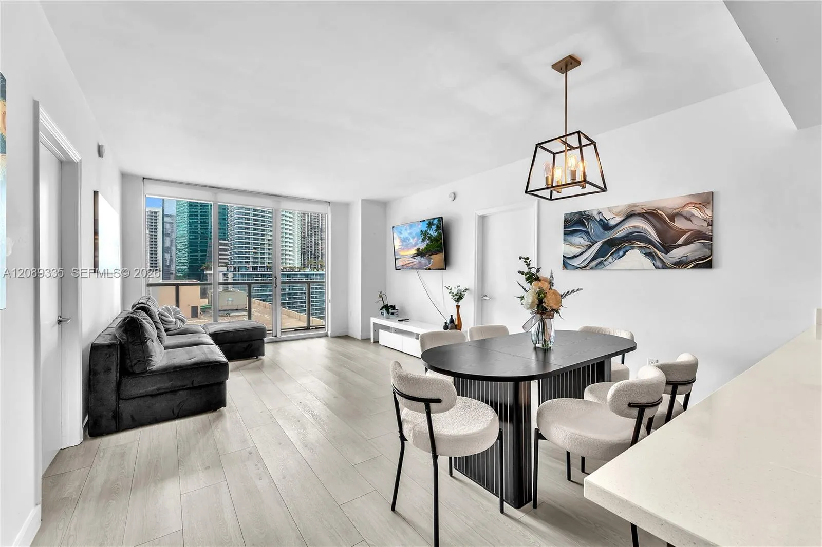 En Renta 500 Brickell Avenue 1605, Miami, FL 33131, Miami, FL 33131
