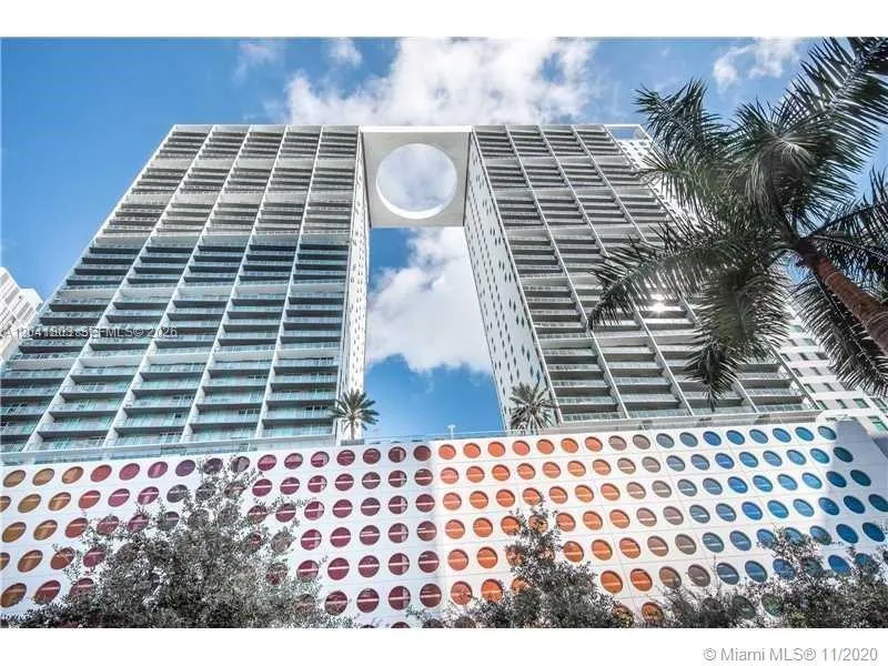 Foto de propiedad en 500 Brickell Avenue 2604, Miami, FL 33131 Miami con MLS# 