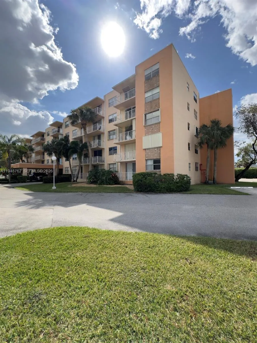 En Venta 500 Executive Center Drive 2N, West Palm Beach, FL 33401, West Palm Beach, FL 33401
