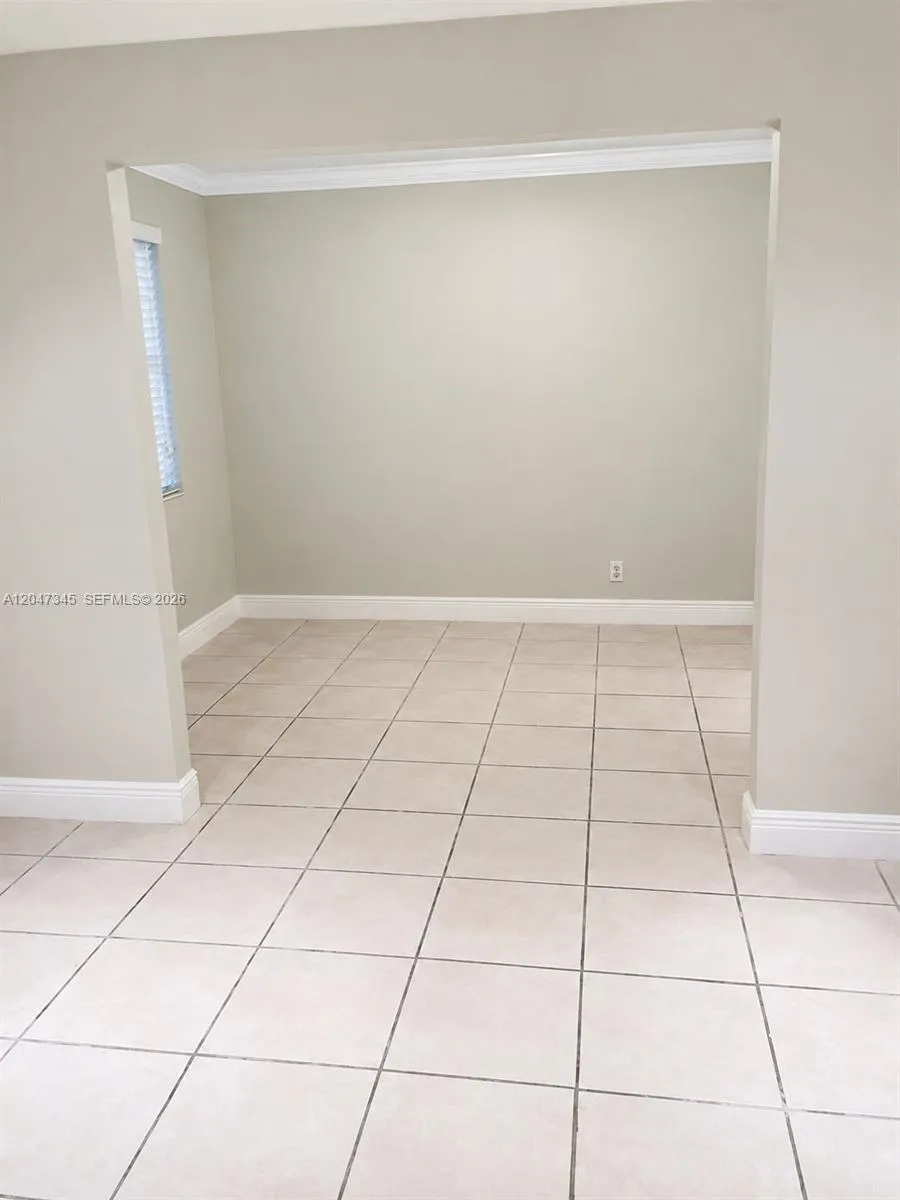 Foto de propiedad en 500 NE 2nd Street 419, Dania Beach, FL 33004 Dania Beach con MLS# 