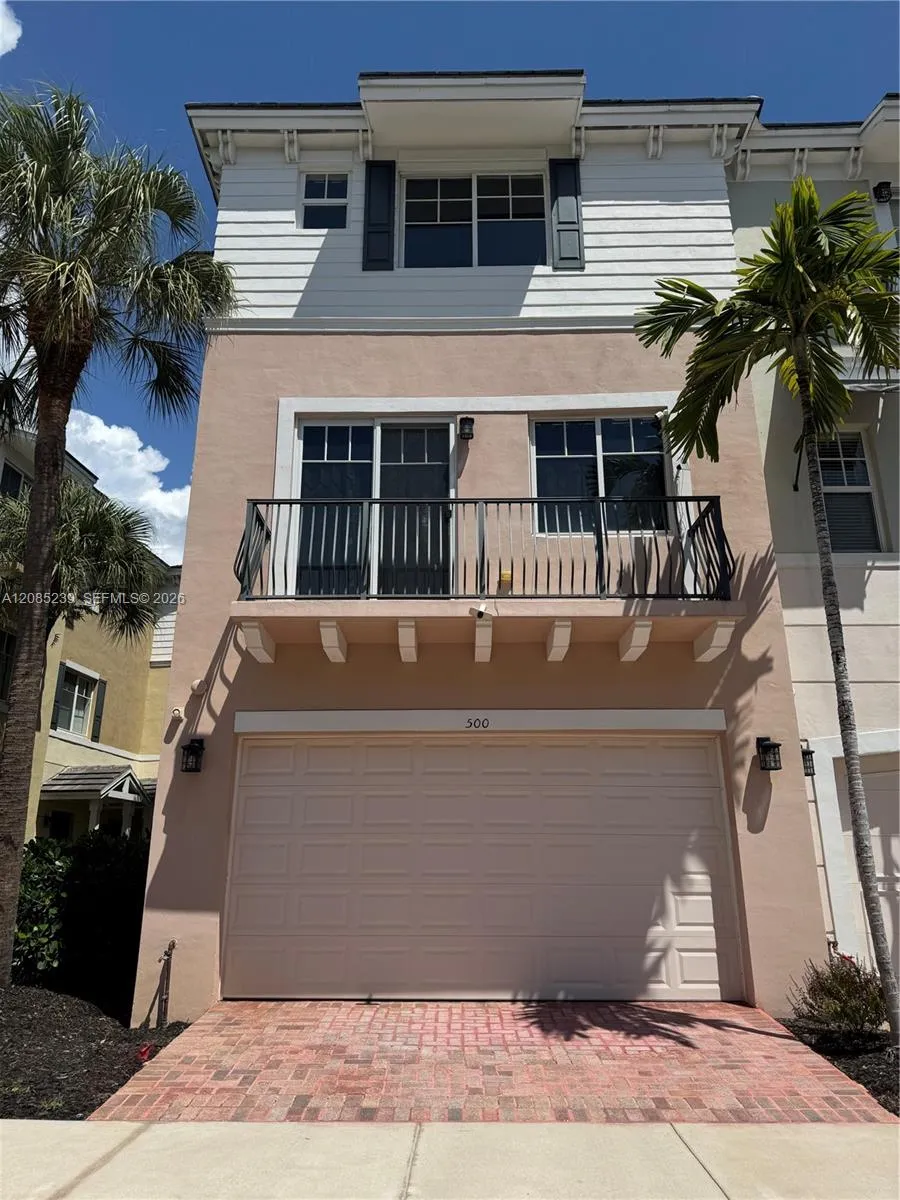 En Venta 500 NW 39th Circle, Boca Raton, FL 33431, Boca Raton, FL 33431
