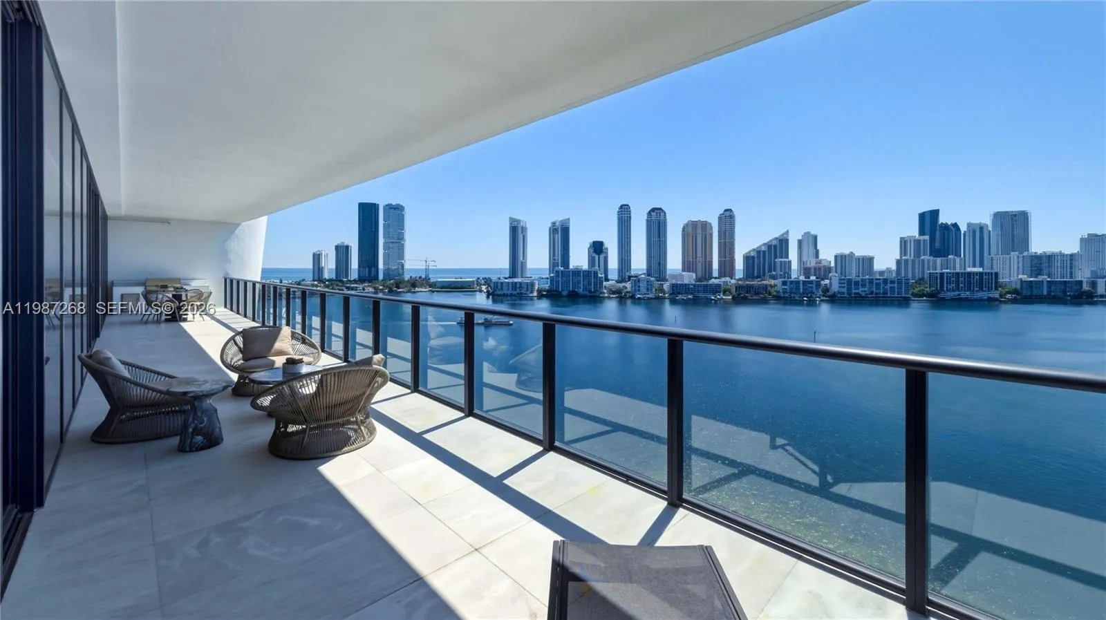 Foto de propiedad en 5000 Island Estates Drive 1201, Aventura, FL 33160 Aventura con MLS# 