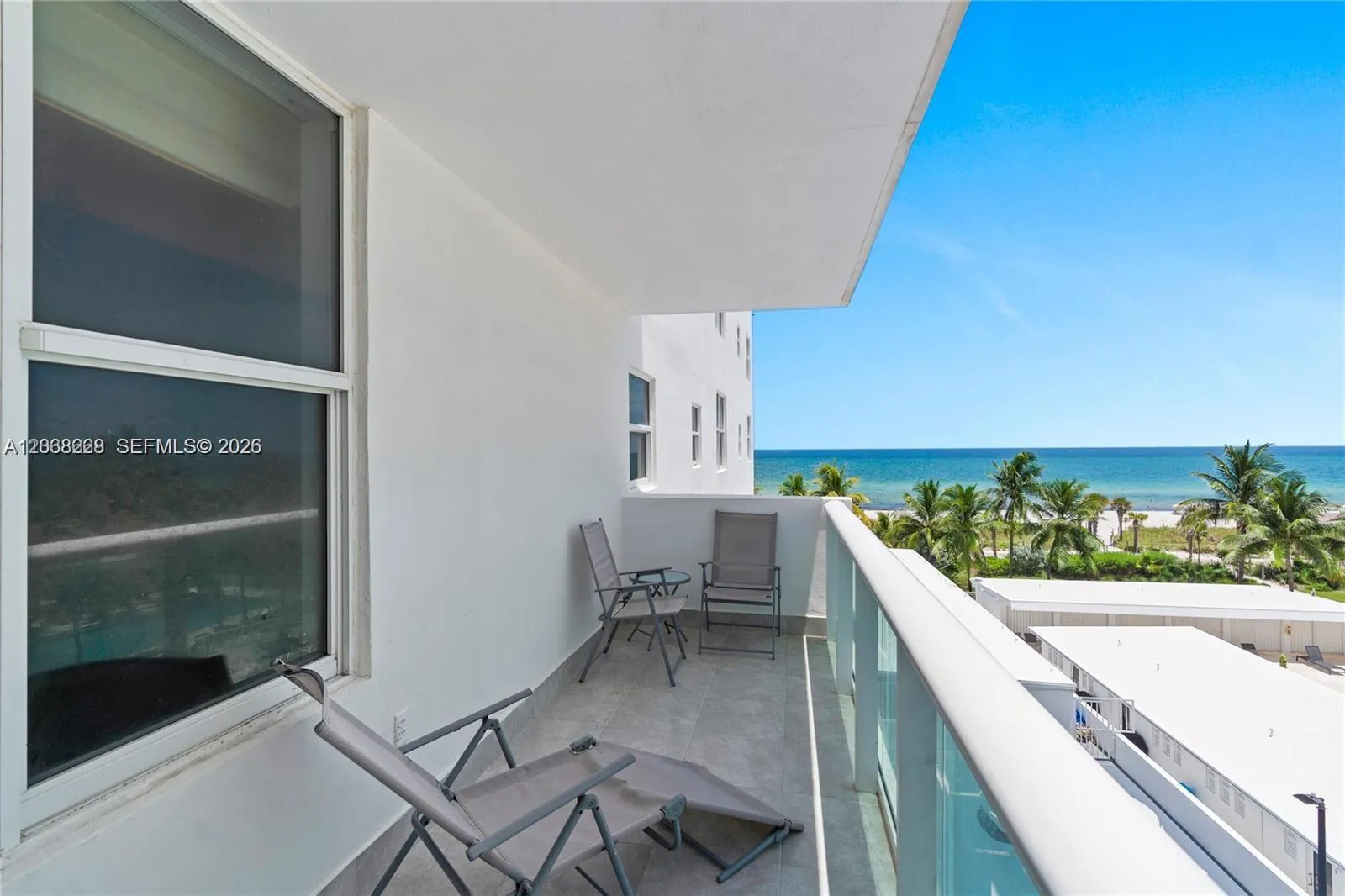 Foto de propiedad en 5001 Collins Avenue 4G, Miami Beach, FL 33140 Miami Beach con MLS# 