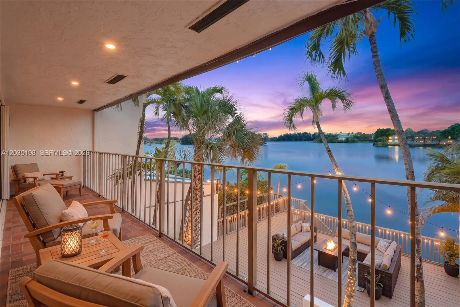 Foto de propiedad en 5002 SW 72nd Avenue, Miami, FL 33155 Miami con MLS# 