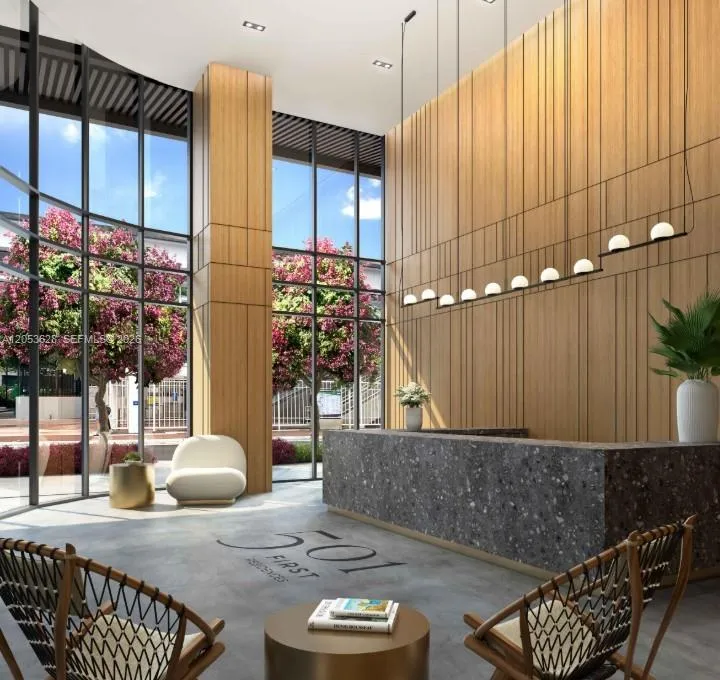 Foto de propiedad en 501 NE 1st Street 1006, Miami Beach, FL 33132 Miami Beach con MLS# 