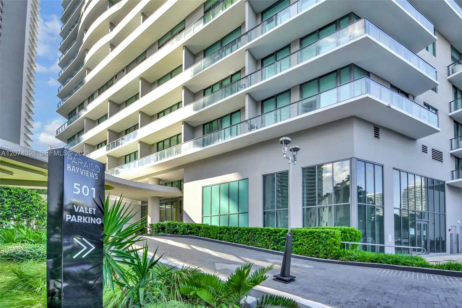 Foto de propiedad en 501 NE 31st Street 2310, Miami, FL 33137 Miami con MLS# 