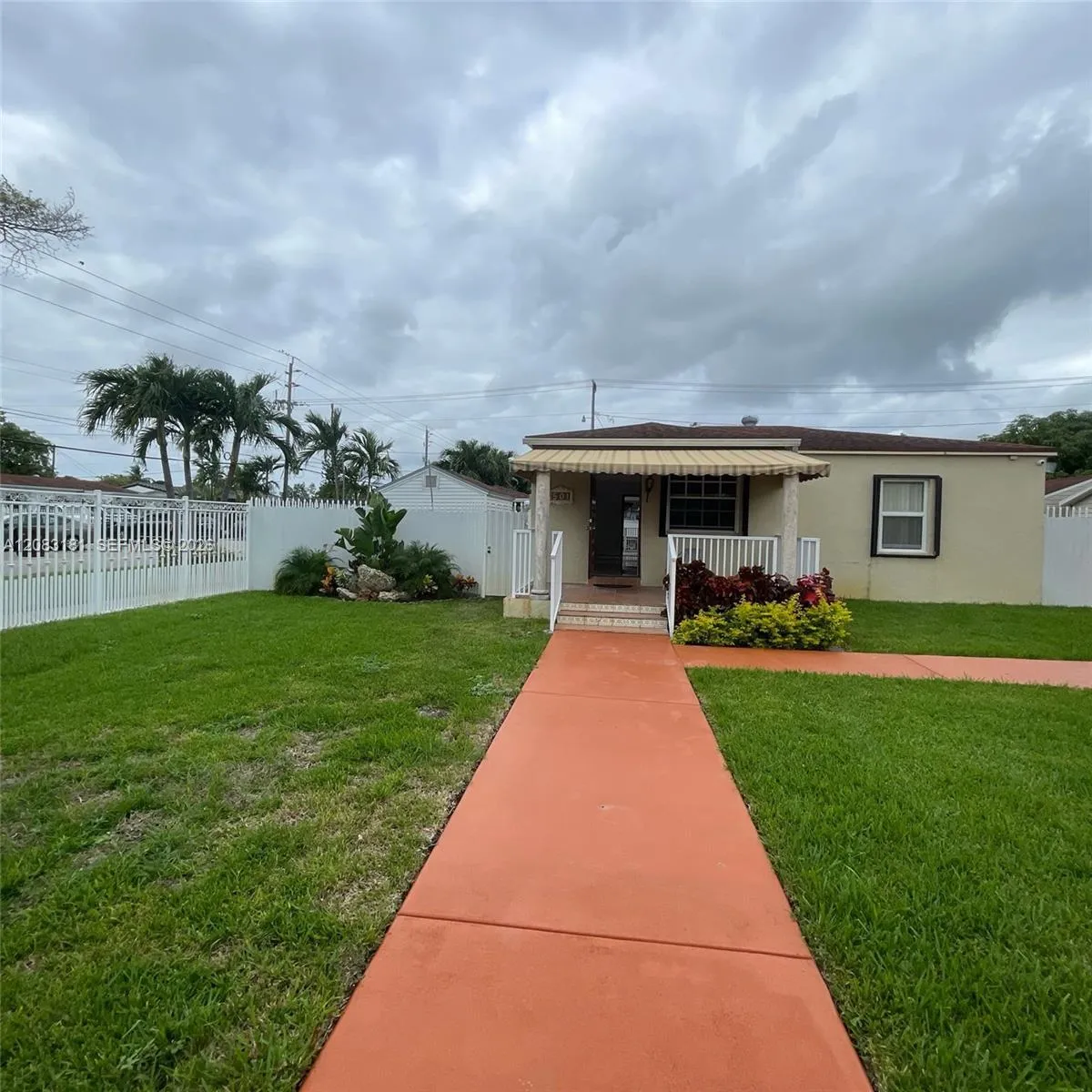 En Renta 501 SE 7th Street A, Hialeah, FL 33010, Hialeah, FL 33010