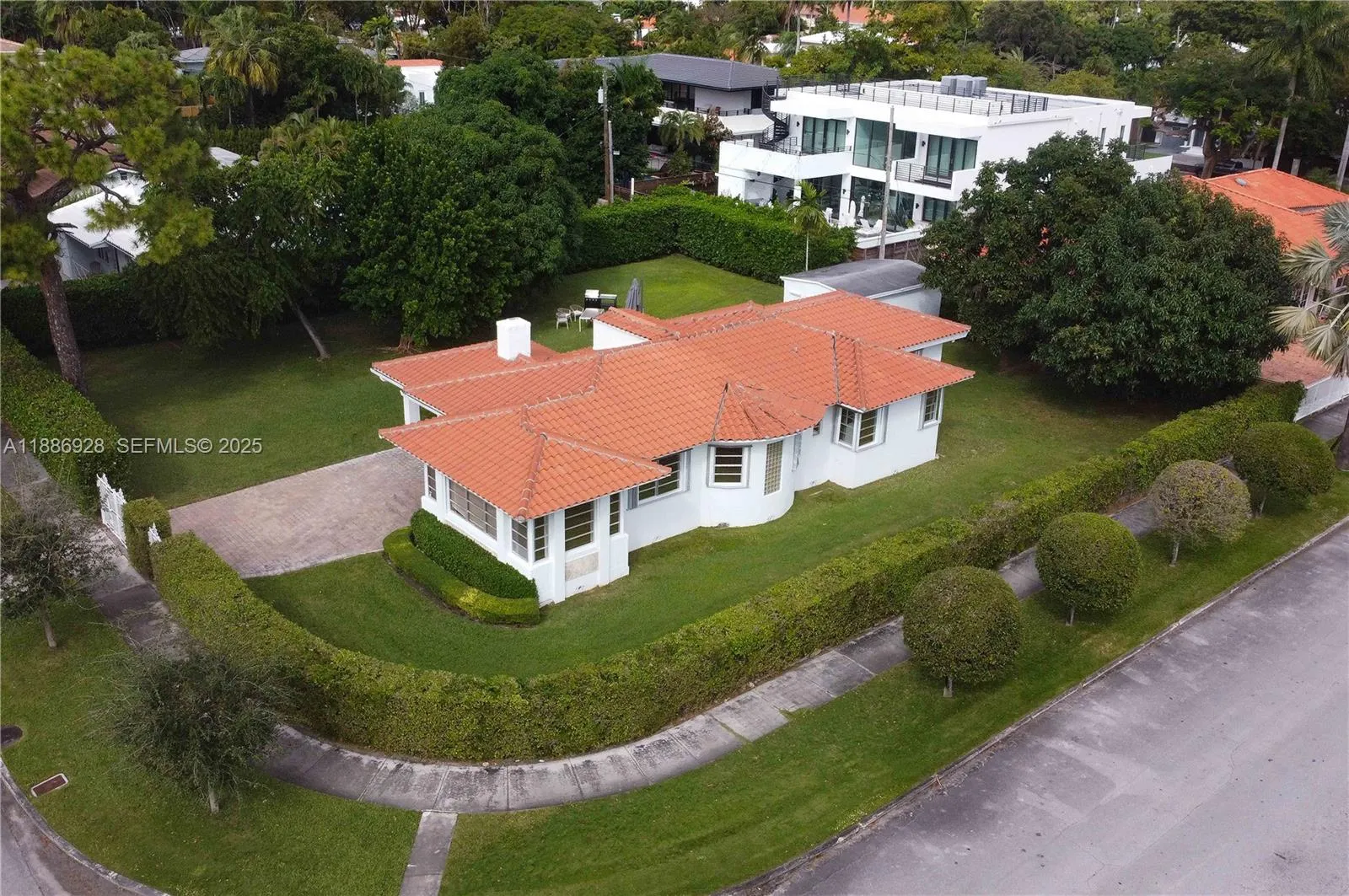 En Renta 501 SW 24th Road 501, Miami, FL 33129, Miami, FL 33129