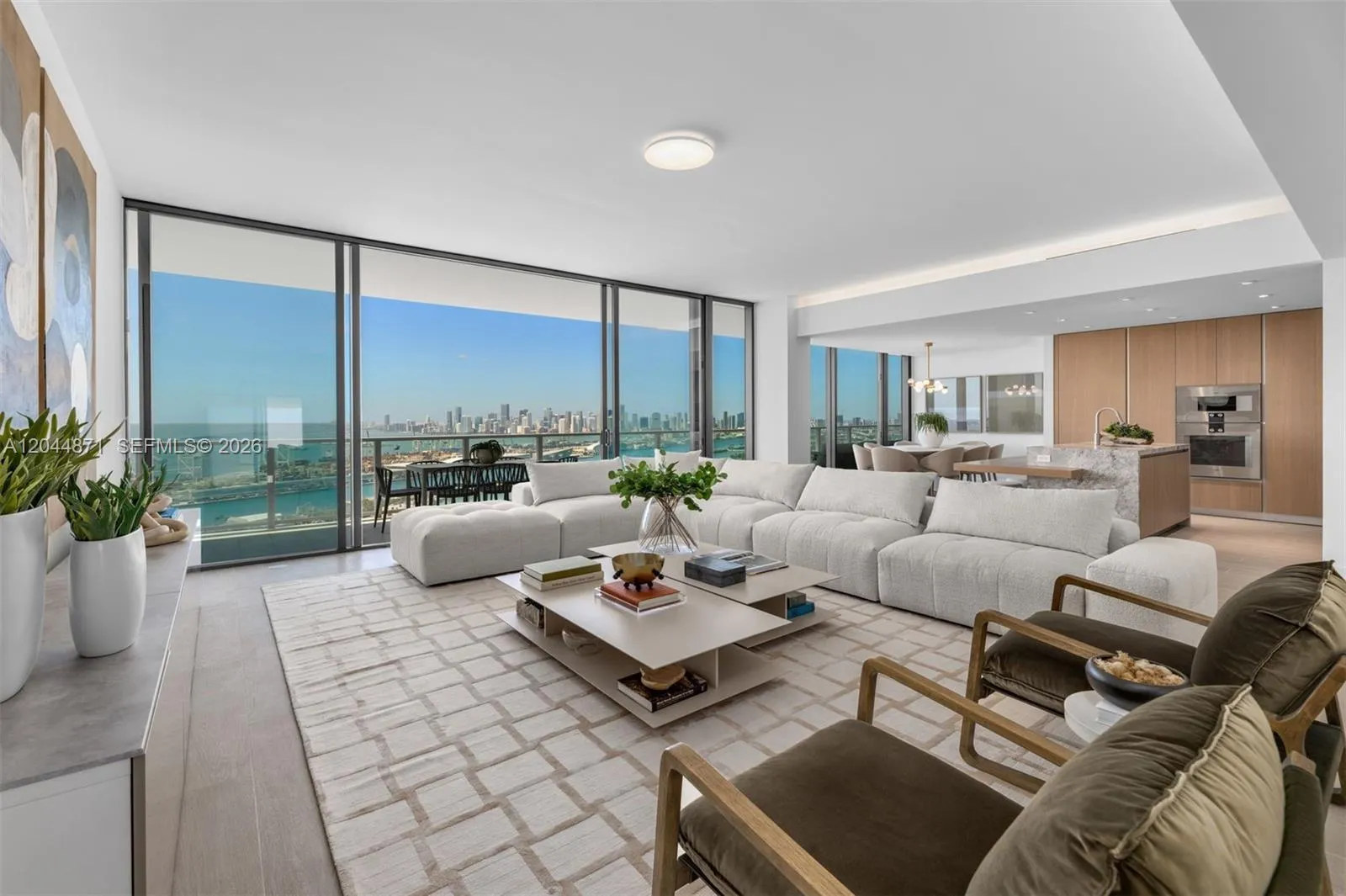 Foto de propiedad en 501 West Avenue 4102, Miami Beach, FL 33139 Miami Beach con MLS# 