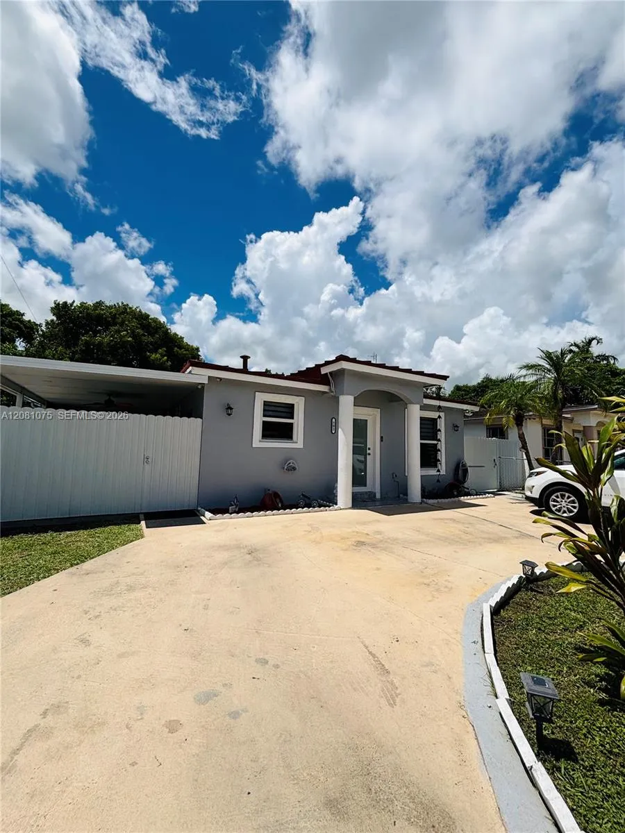 Foto de propiedad en 502 NW 7th Avenue, Homestead, FL 33030 Homestead con MLS# 