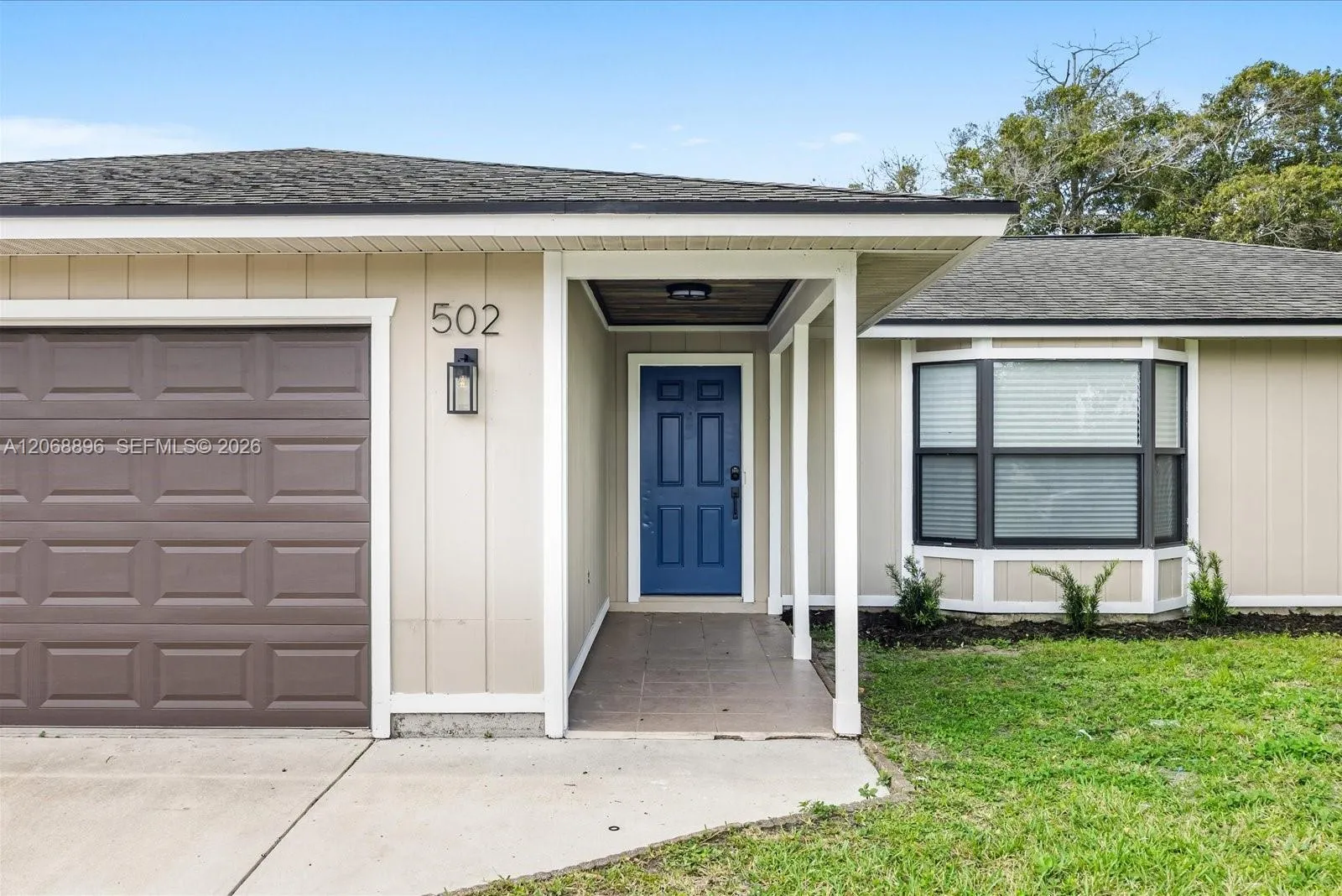 Foto de propiedad en 502 NW Goldcoast Avenue, Port St. Lucie, FL 34983 Port St. Lucie con MLS# 