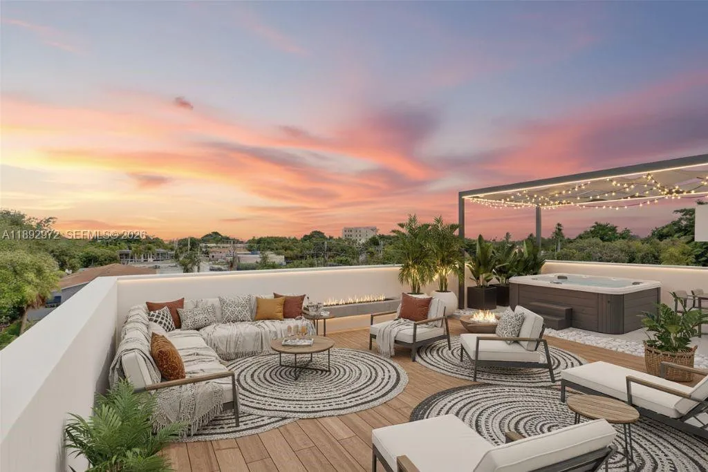 Foto de propiedad en 503 NE 61st Street, Miami, FL 33137 Miami con MLS# 