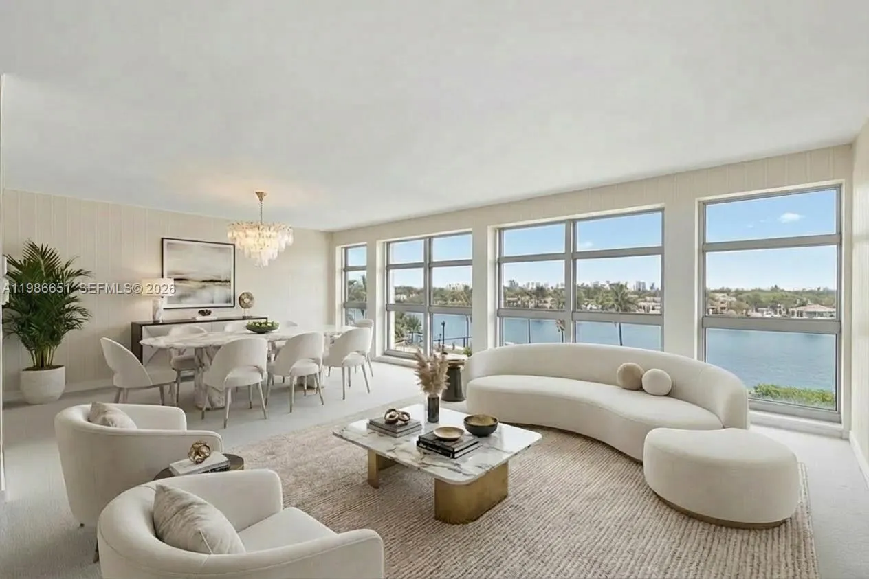 Foto de propiedad en 5055 Collins Avenue 5M, Miami Beach, FL 33140 Miami Beach con MLS#
