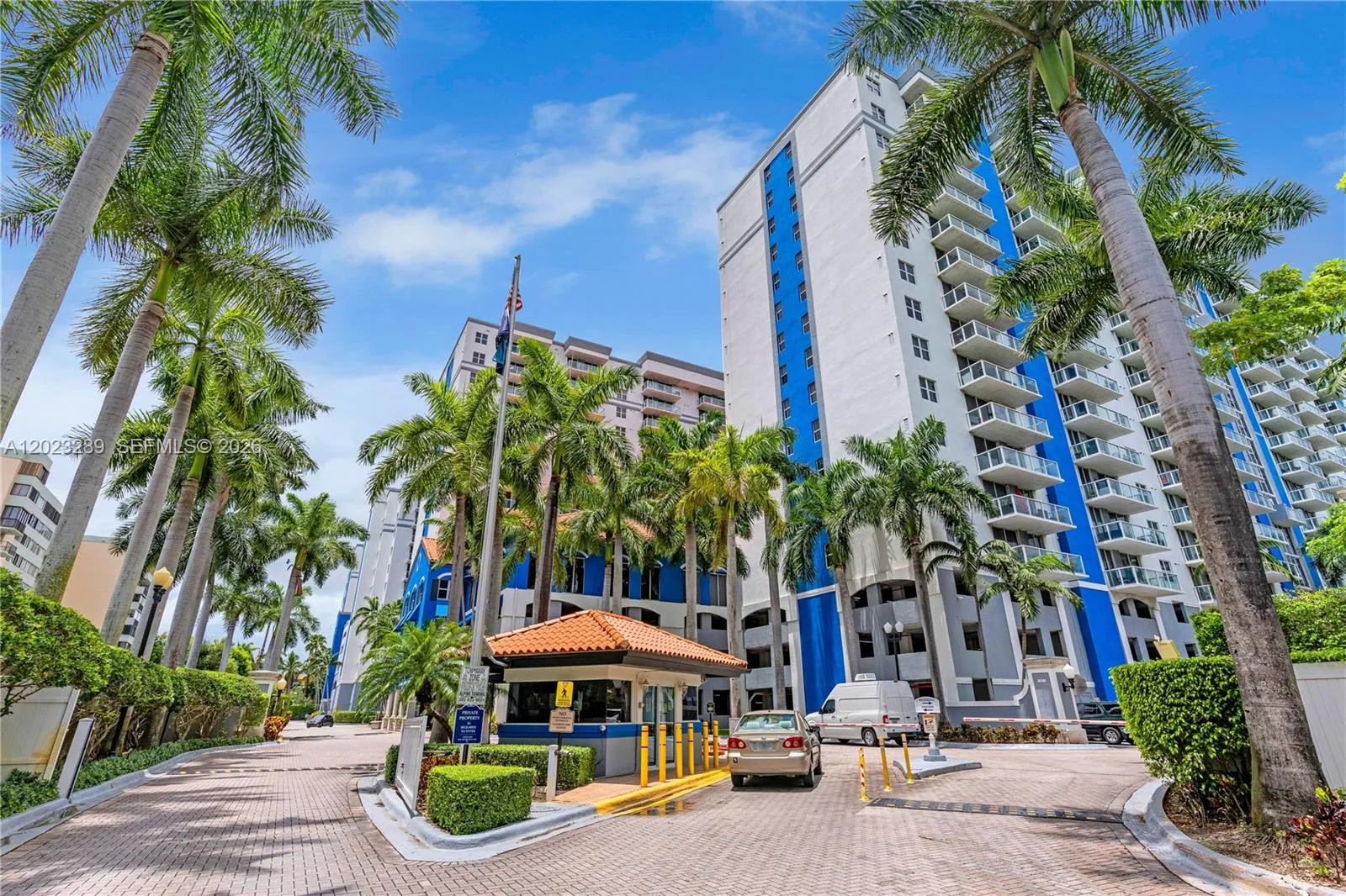 Foto de propiedad en 5077 NW 7th Street 517, Miami, FL 33126 Miami con MLS#