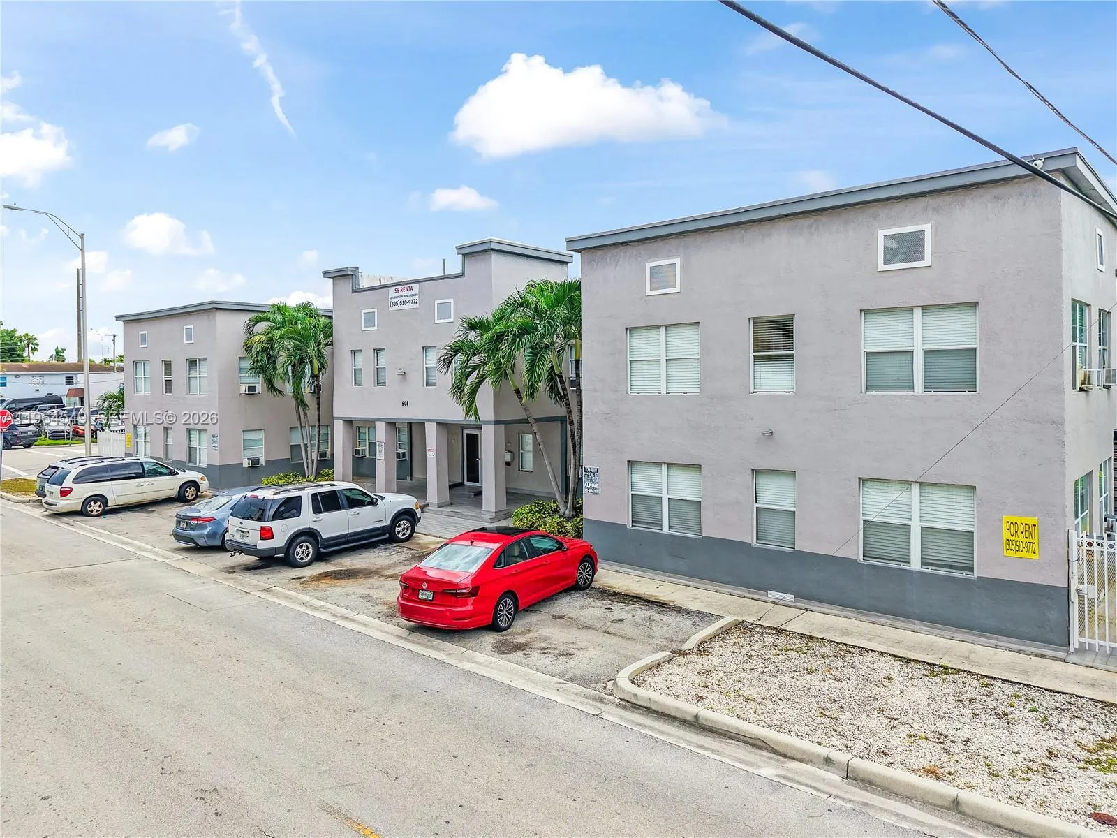 Foto de propiedad en 508 W 1st Avenue, Hialeah, FL 33010 Hialeah con MLS# 