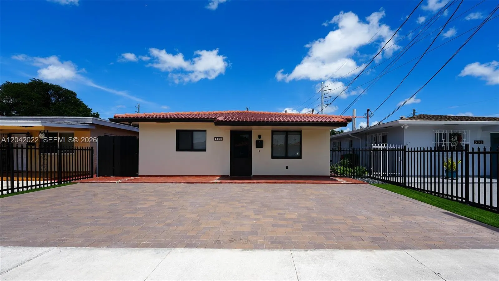 Foto de propiedad en 509 NW 57th Court, Miami, FL 33126 Miami con MLS# 
