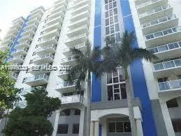 En Venta 5091 NW 7th Street 602, Miami, FL 33126, Miami, FL 33126