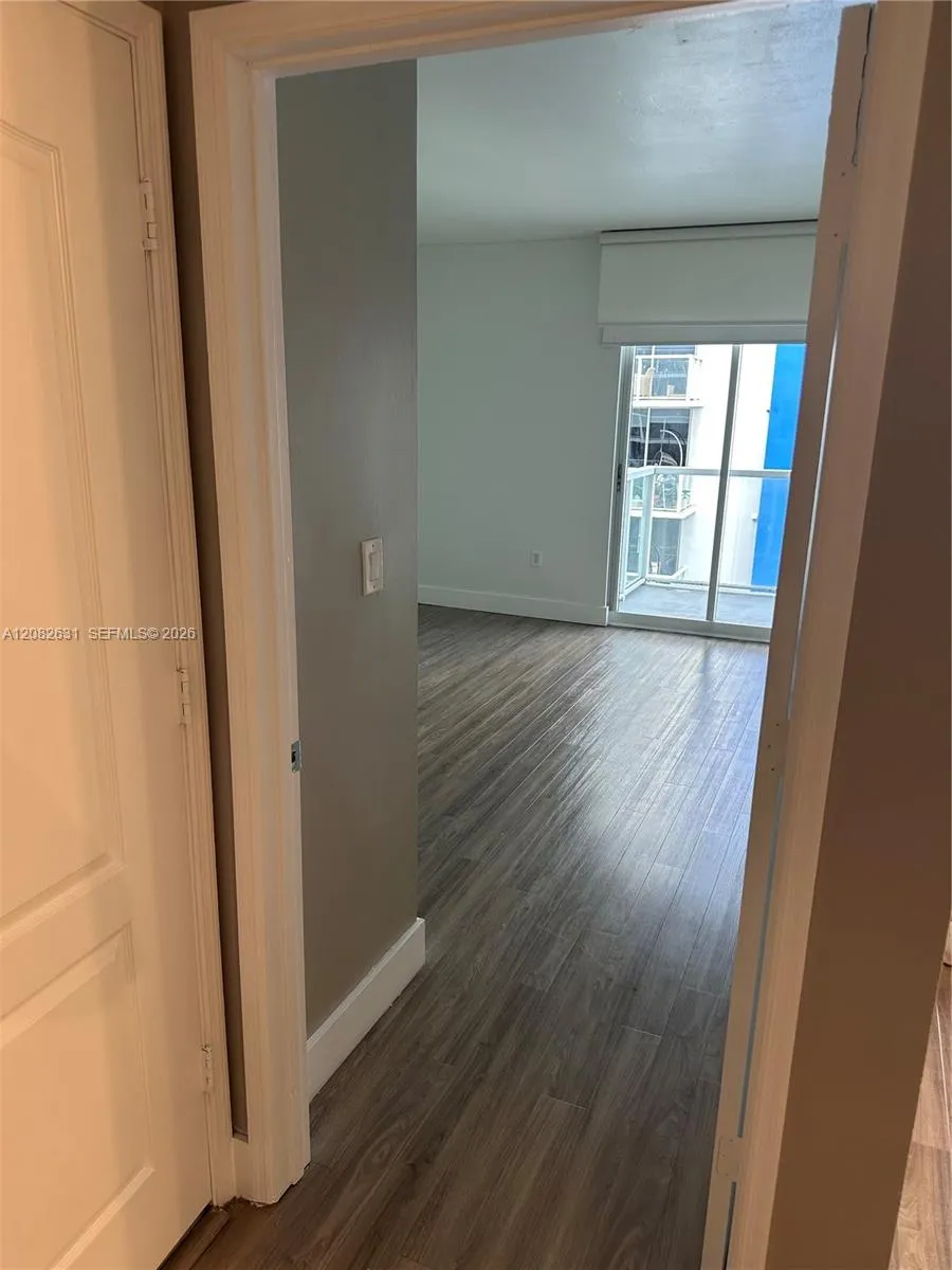 Foto de propiedad en 5091 NW 7th Street 811, Miami, FL 33126 Miami con MLS# 