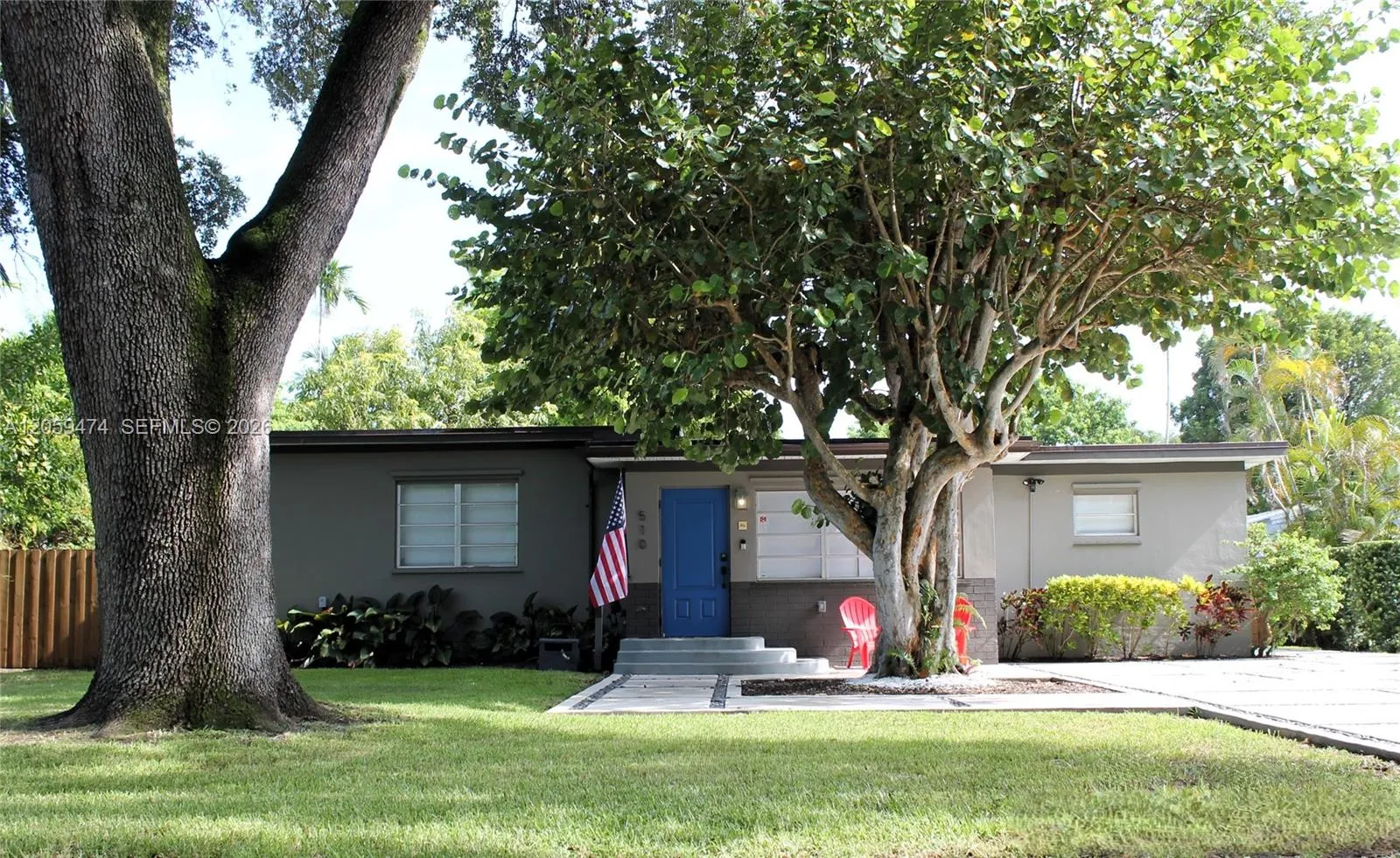 Foto de propiedad en 510 Raven Avenue, Miami Springs, FL 33166 Miami Springs con MLS# 