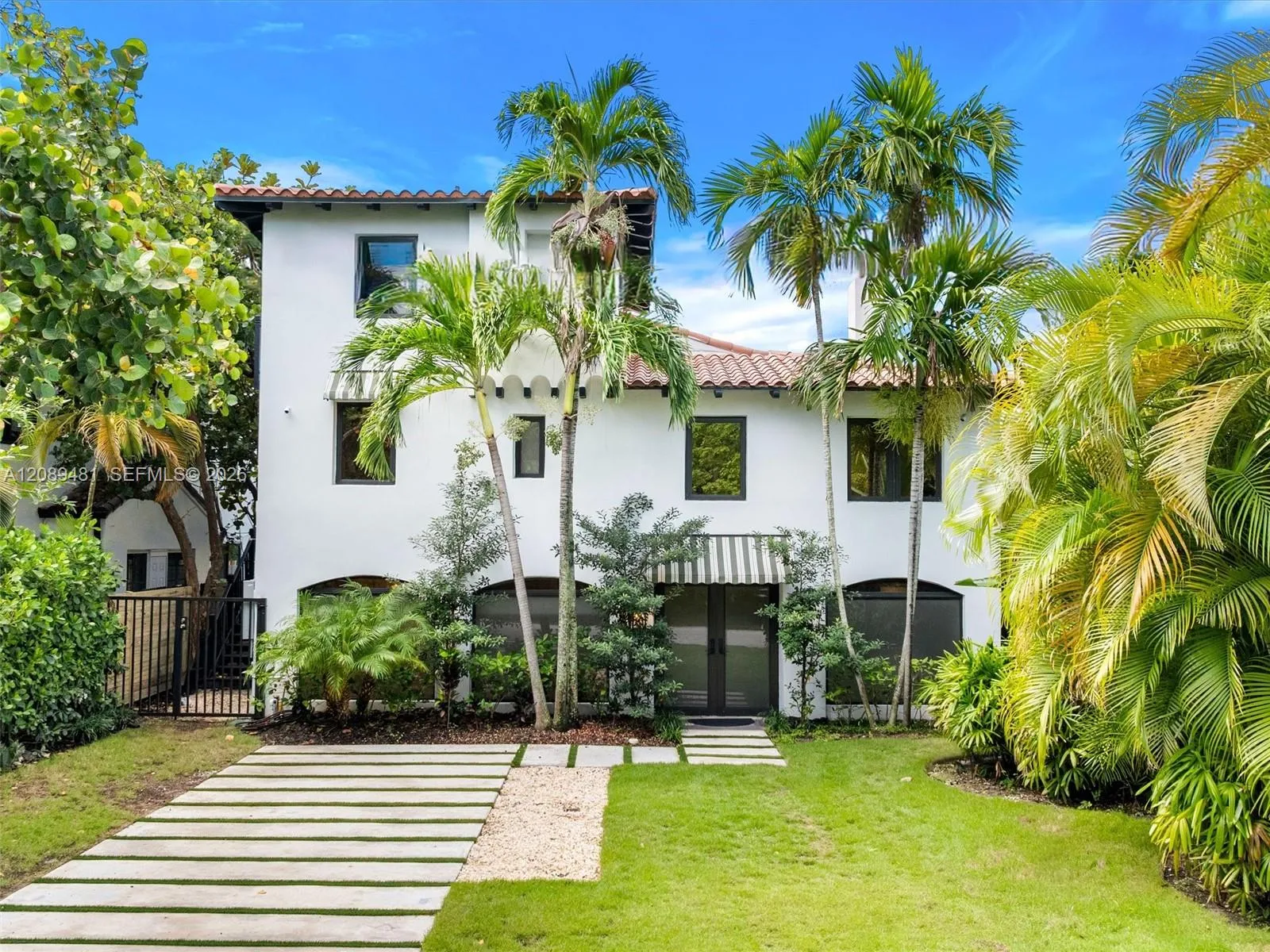 Foto de propiedad en 510 W 30th Street, Miami Beach, FL 33140 Miami Beach con MLS# 