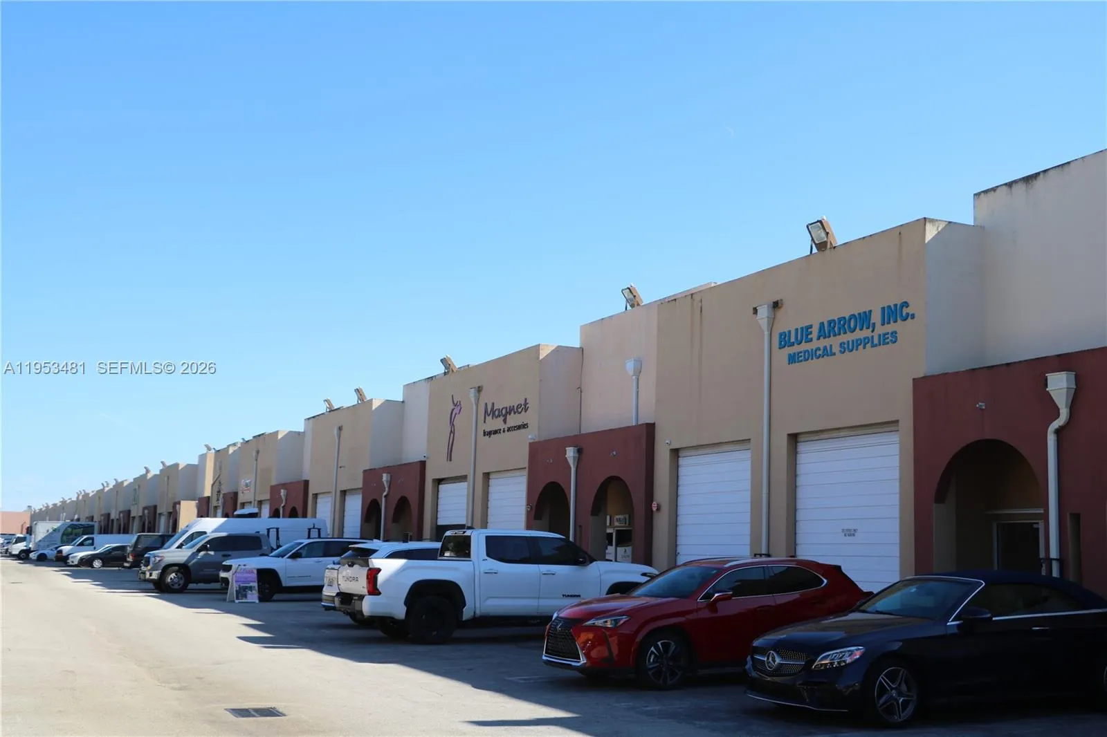 Foto de propiedad en 5101 NW 79th Avenue 11, Doral, FL 33166 Doral con MLS# 