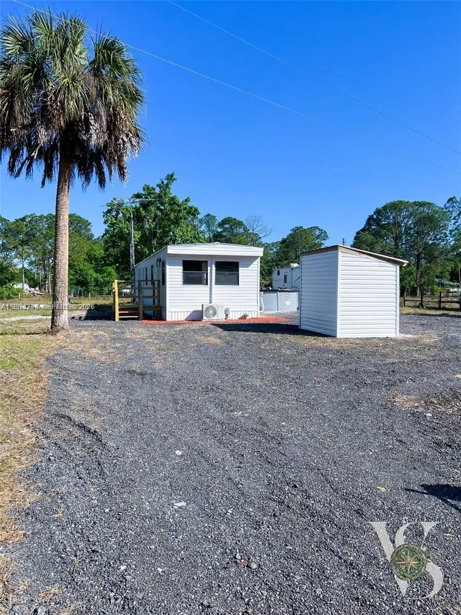 Foto de propiedad en 5121 Pioneer 18th Street, Clewiston, FL 33440 Clewiston con MLS# 