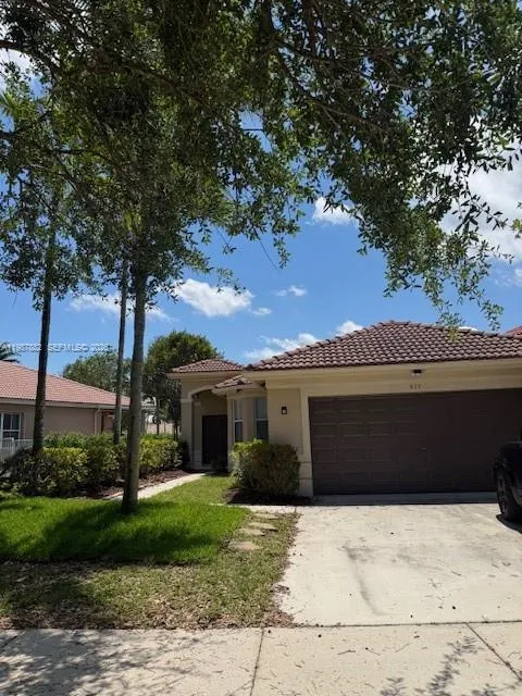Alquilada 513 Live Oak Lane, Weston, FL 33327, Weston, FL 33327