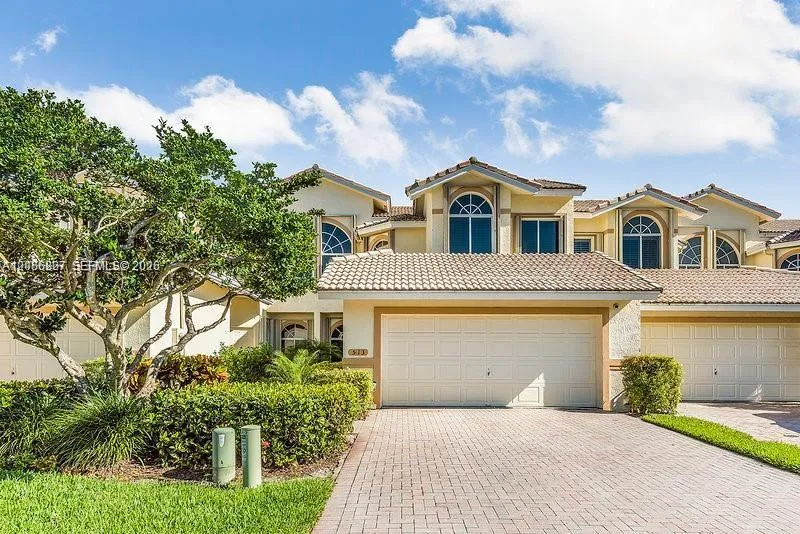 En Renta 513 W Palm Aire Drive 513, Pompano Beach, FL 33069, Pompano Beach, FL 33069