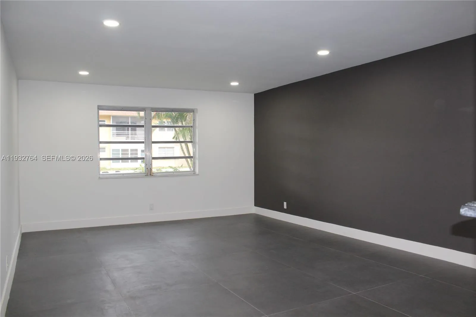 Foto de propiedad en 5140 SW 40th Avenue 3C, Dania Beach, FL 33314 Dania Beach con MLS# 