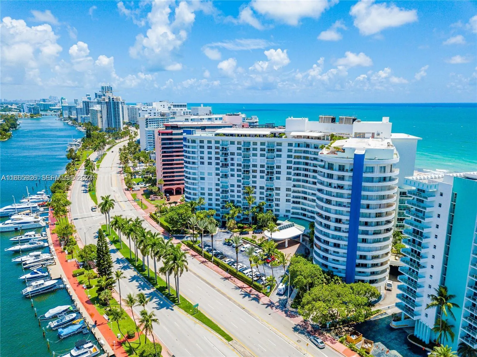 Foto de propiedad en 5161 Collins Avenue 405, Miami Beach, FL 33140 Miami Beach con MLS# 