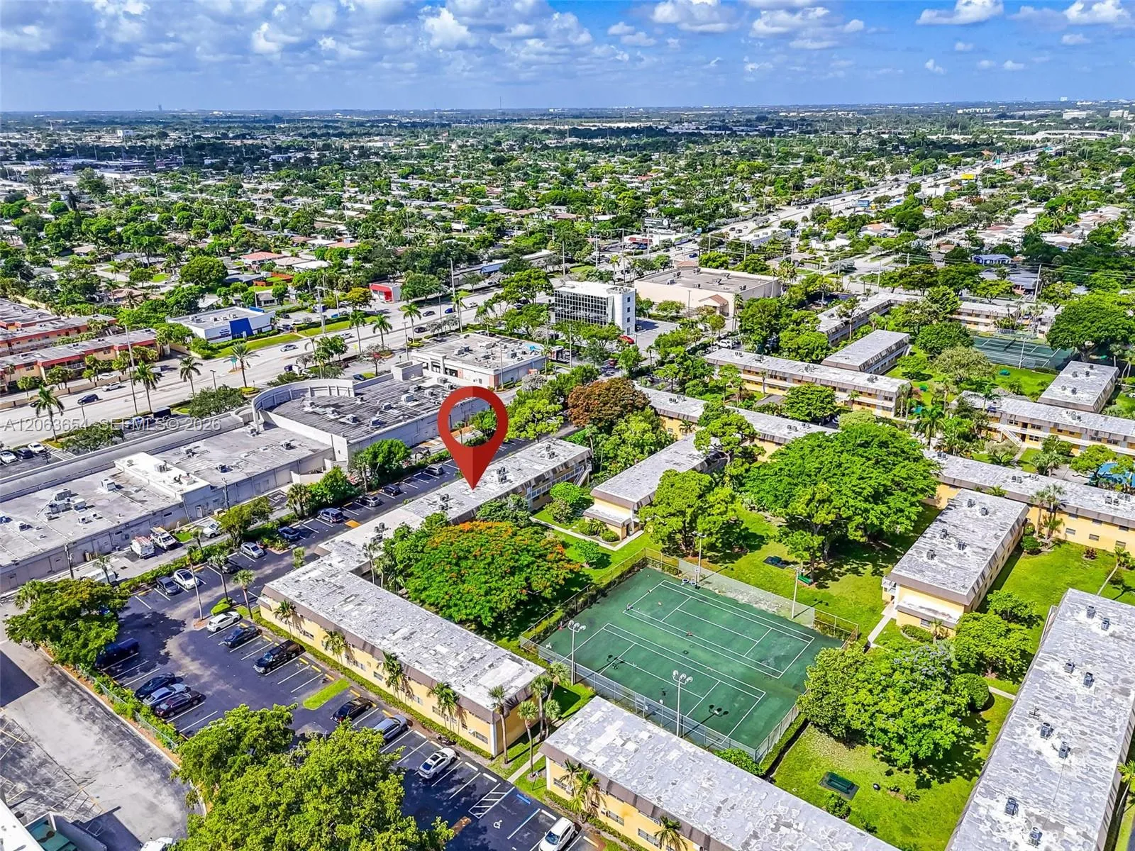 En Venta 5168 NE 6th Avenue 416, Oakland Park, FL 33334, Oakland Park, FL 33334