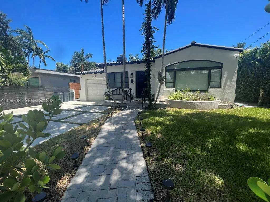 Foto de propiedad en 5173 Alton Road, Miami Beach, FL 33140 Miami Beach con MLS# 