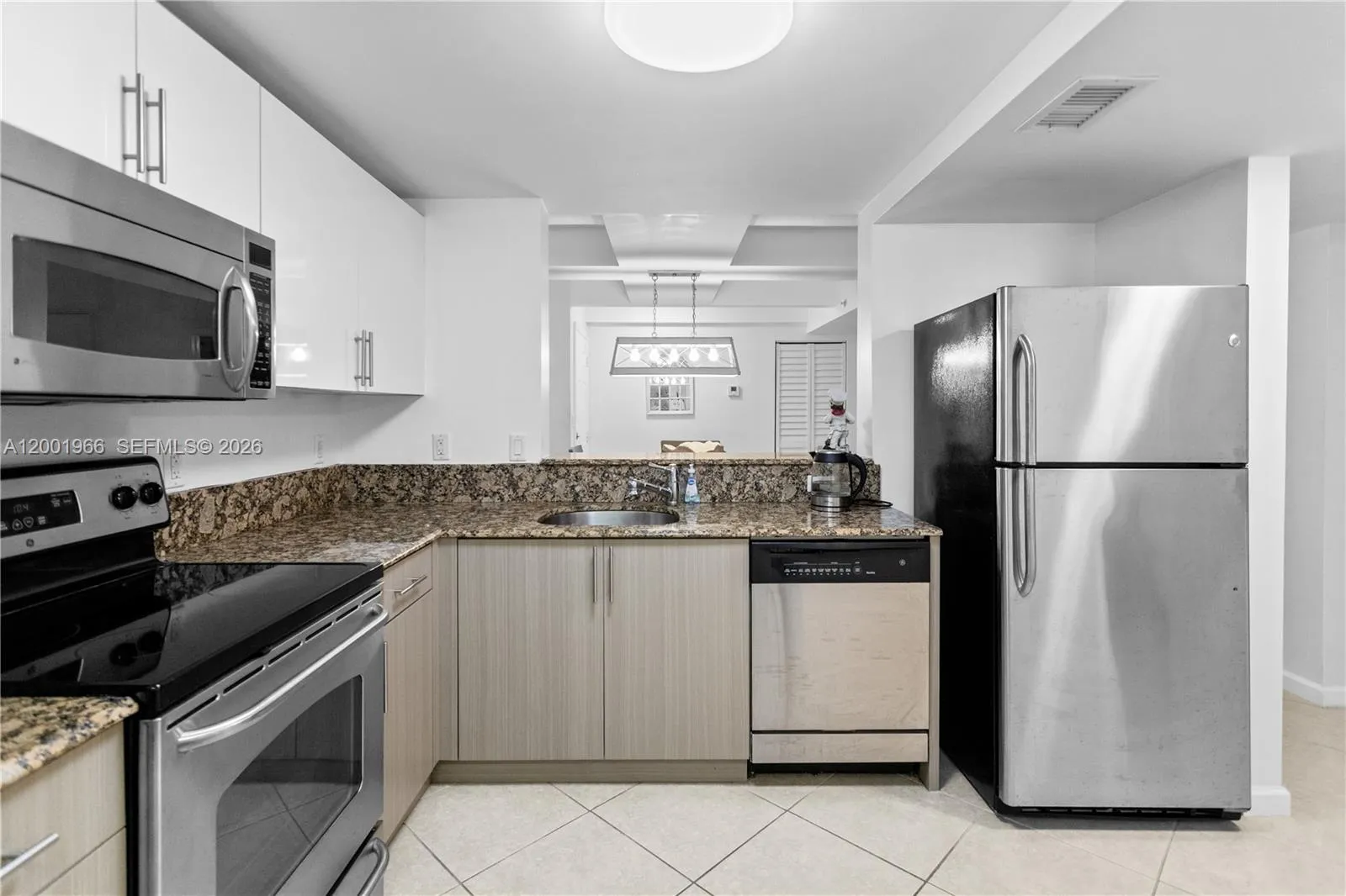 Vendido 519 E Sheridan Street 3062, Dania Beach, FL 33004, Dania Beach, FL 33004