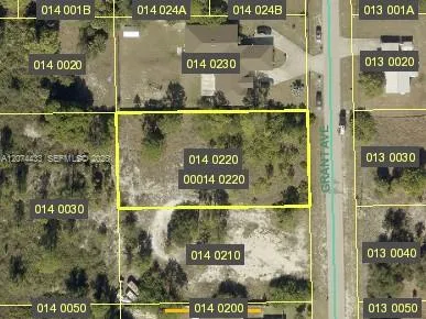 En Venta 519 Grant Avenue, Lehigh Acres, FL 33972, Lehigh Acres, FL 33972