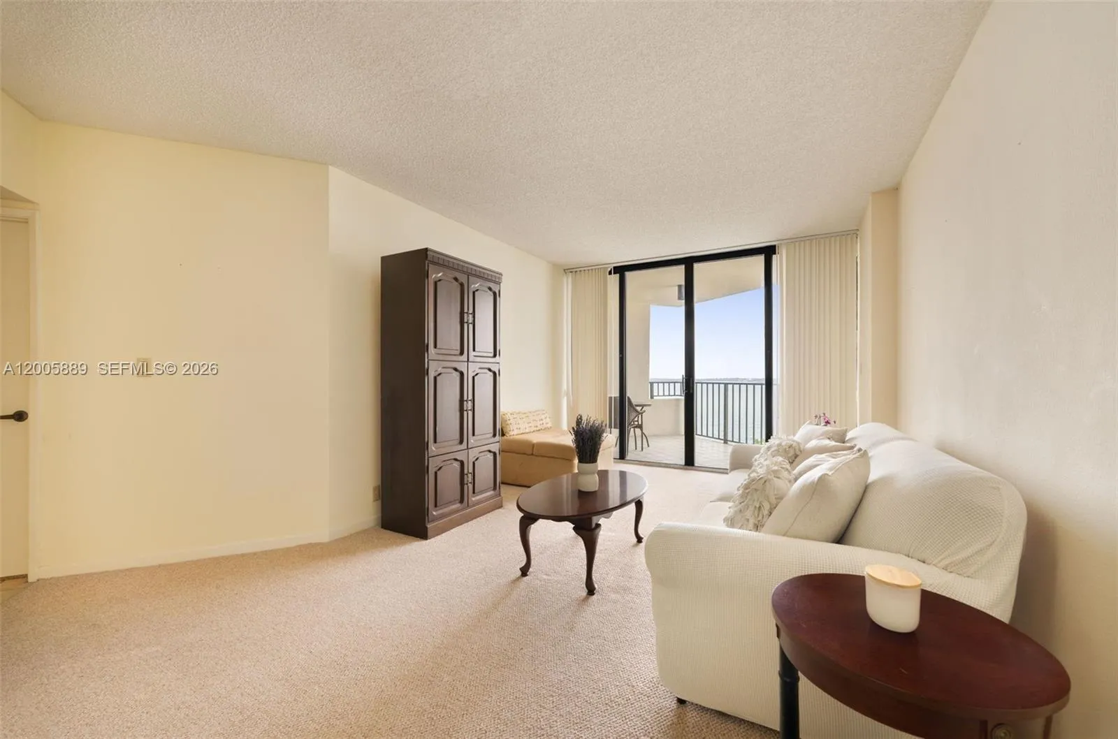 Foto de propiedad en 520 Brickell Key Drive A1001, Miami, FL 33131 Miami con MLS#