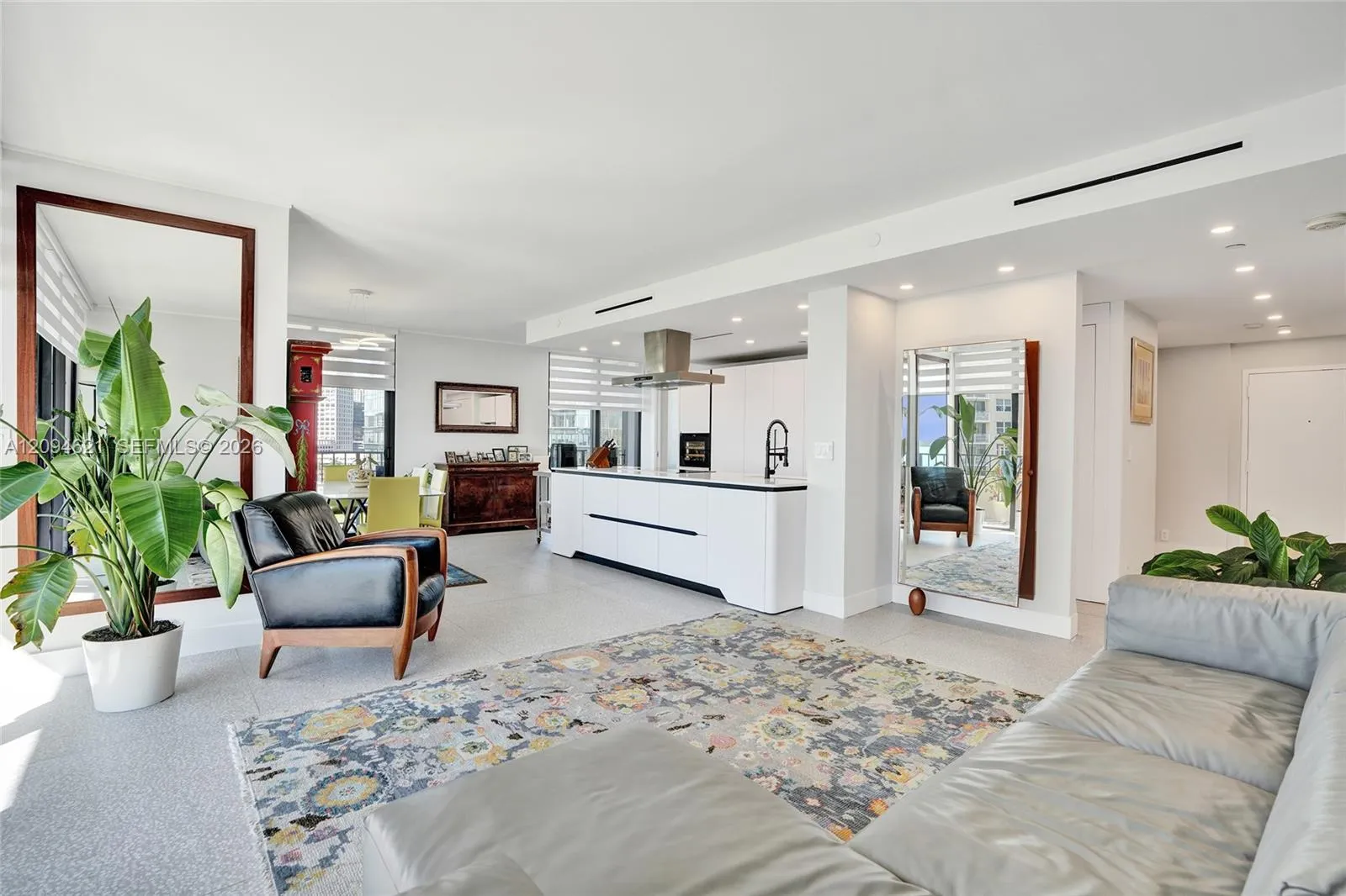 En Venta 520 Brickell Key Drive A1015, Miami, FL 33131, Miami, FL 33131