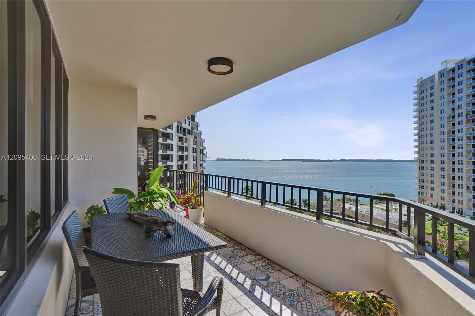 En Renta 520 Brickell Key Drive A1015, Miami, FL 33131, Miami, FL 33131