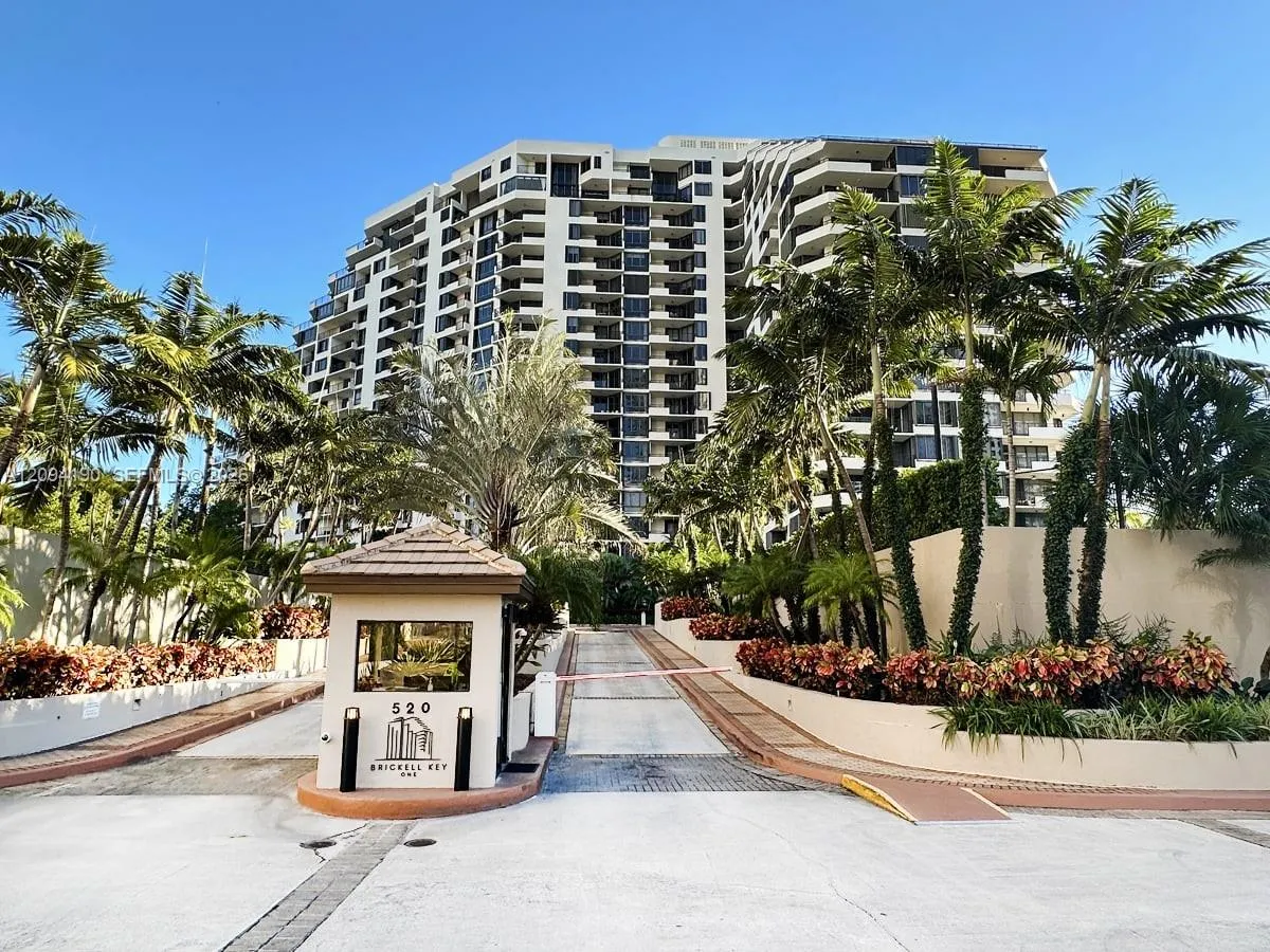 En Renta 520 Brickell Key Drive A1217, Miami, FL 33131, Miami, FL 33131