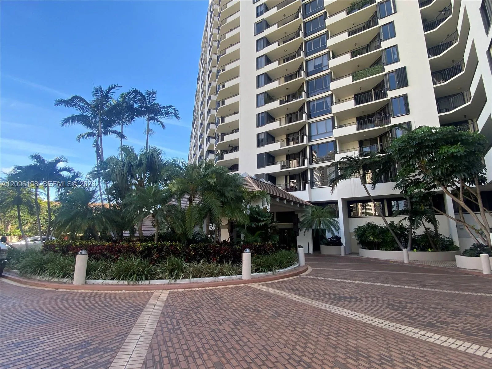En Renta 520 Brickell Key Drive A912, Miami, FL 33131, Miami, FL 33131